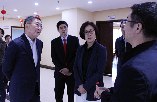 江西省委常委、贛州市委書記吳忠瓊蒞臨我司調(diào)研指導工作